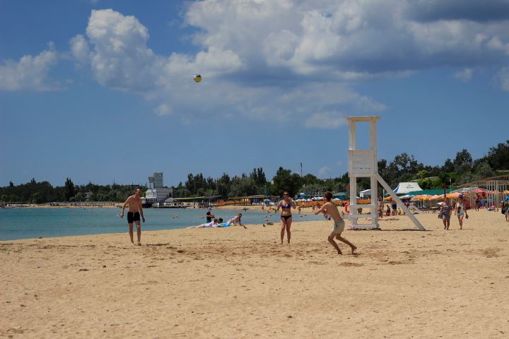 Пляжи в Заозерном чистые и просторные где в крыму песчаные пляжи и чистое