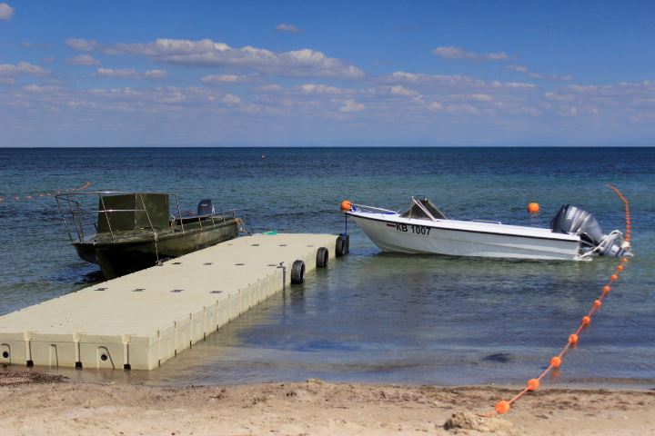 Лодки и катера поселок заозерное евпатория пляж